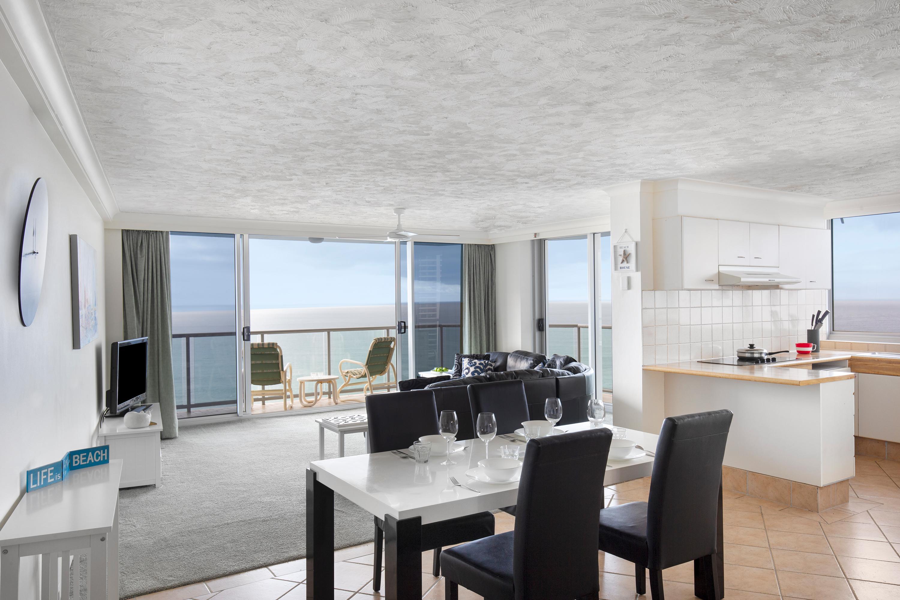 Breakfree Peninsula Aparthotel 4*