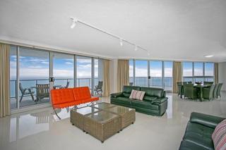 Breakfree Peninsula Aparthotel